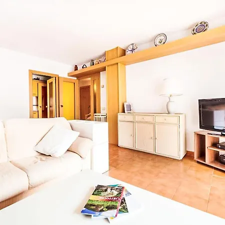 Global Punta Garbi - By Global Holidays 17121 Vakantiehuis